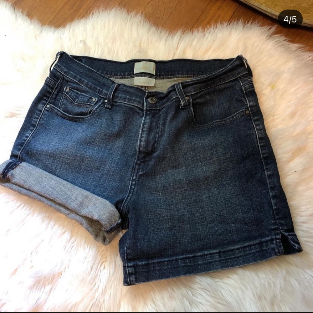 levi shorts size 6
